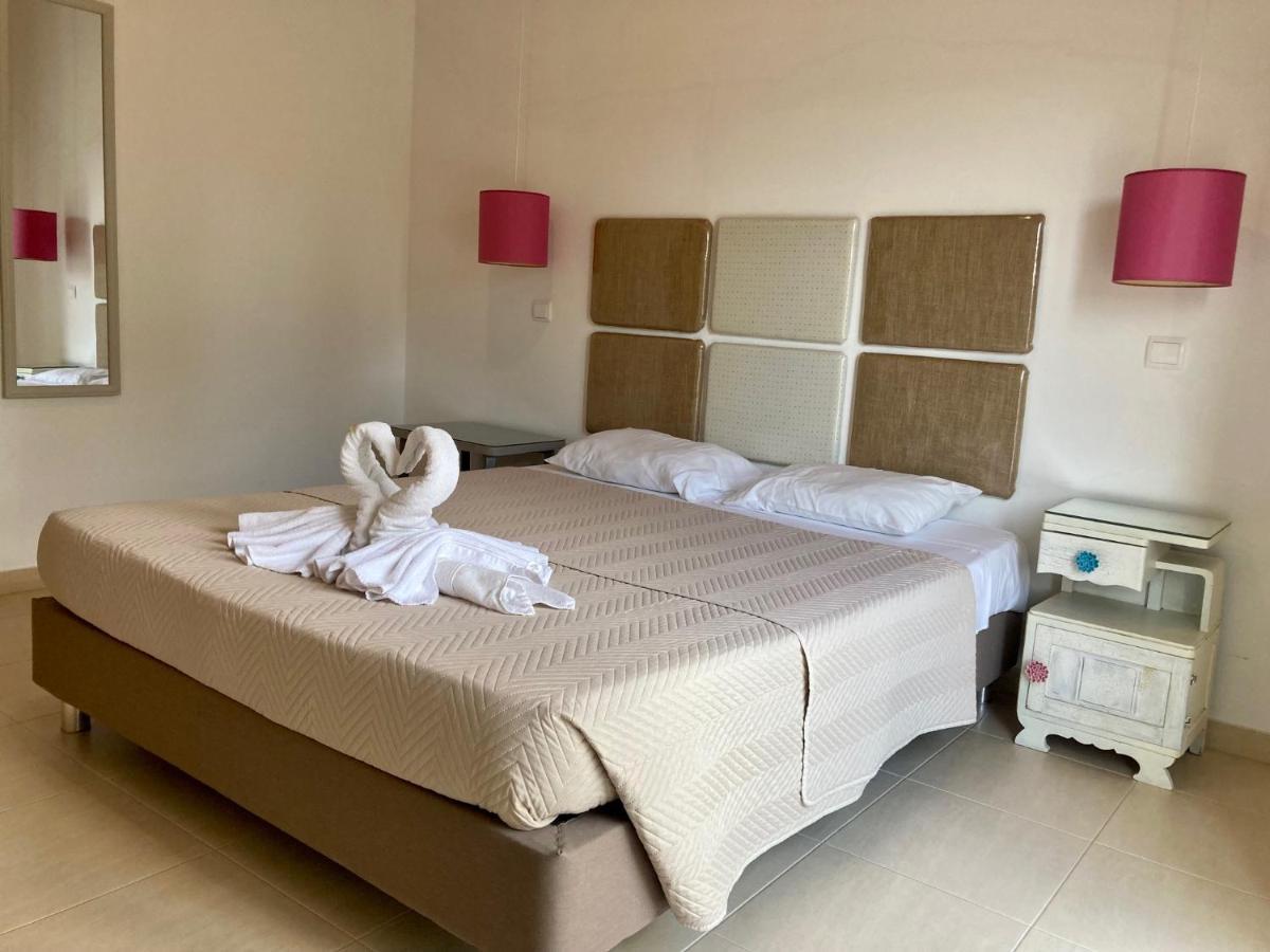 ポルティマンCasa Cerro Do Priorアパートメント エクステリア 写真